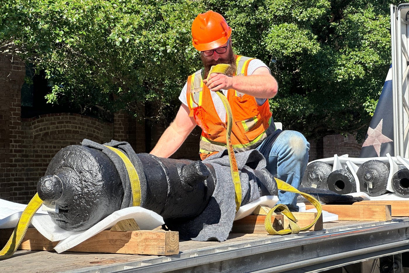 Cannons lost underwater during the American Revolution will soon go on display at a Georgia museum | iNFOnews.ca