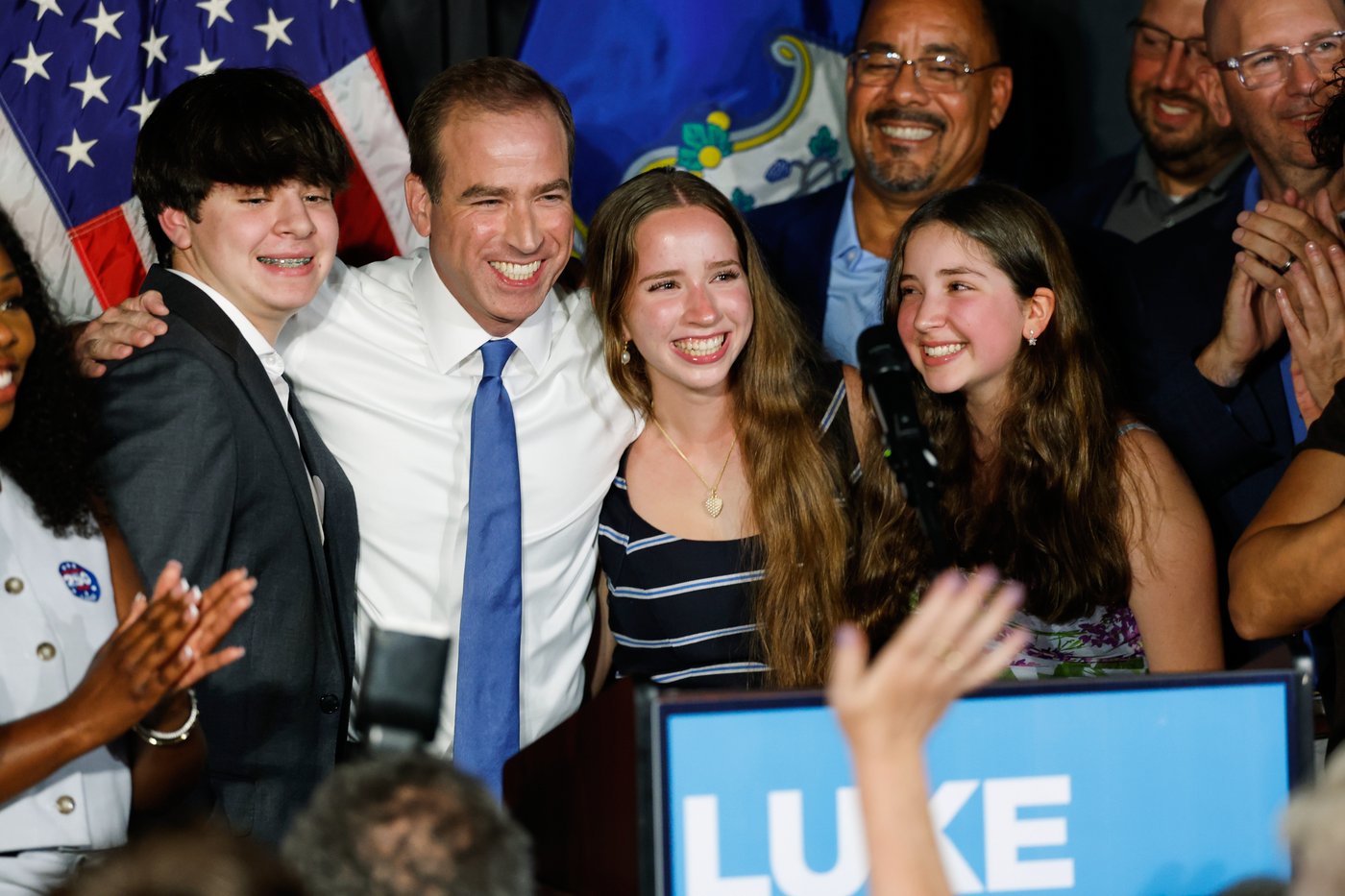 Forget left vs. center. Democratic voters are making clear they just want change | iNFOnews.ca