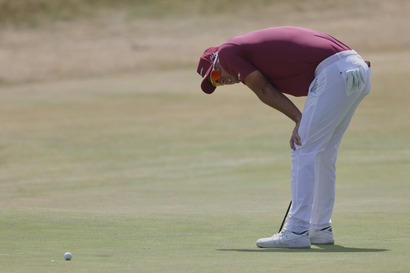 DeChambeau penalized 2 shots at British Open after Herbert and Burns shoot 62s in wild 2nd round | iNFOnews.ca