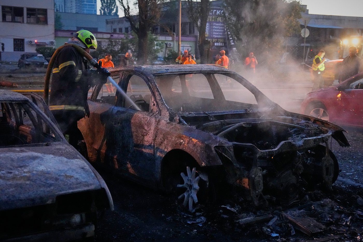 Russia hits Ukrainian capital with ballistic missiles and drones, killing at least 9 | iNFOnews.ca