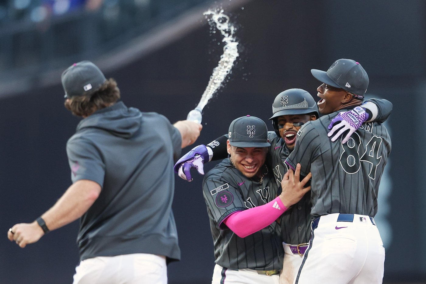 Lindor’s RBI single sparks a ninth-inning comeback as the Mets walk off the Nationals 5-4 | iNFOnews.ca Lindor’s RBI single sparks a ninth-inning comeback as the Mets walk off the Nationals 5-4 | iNFOnews.ca