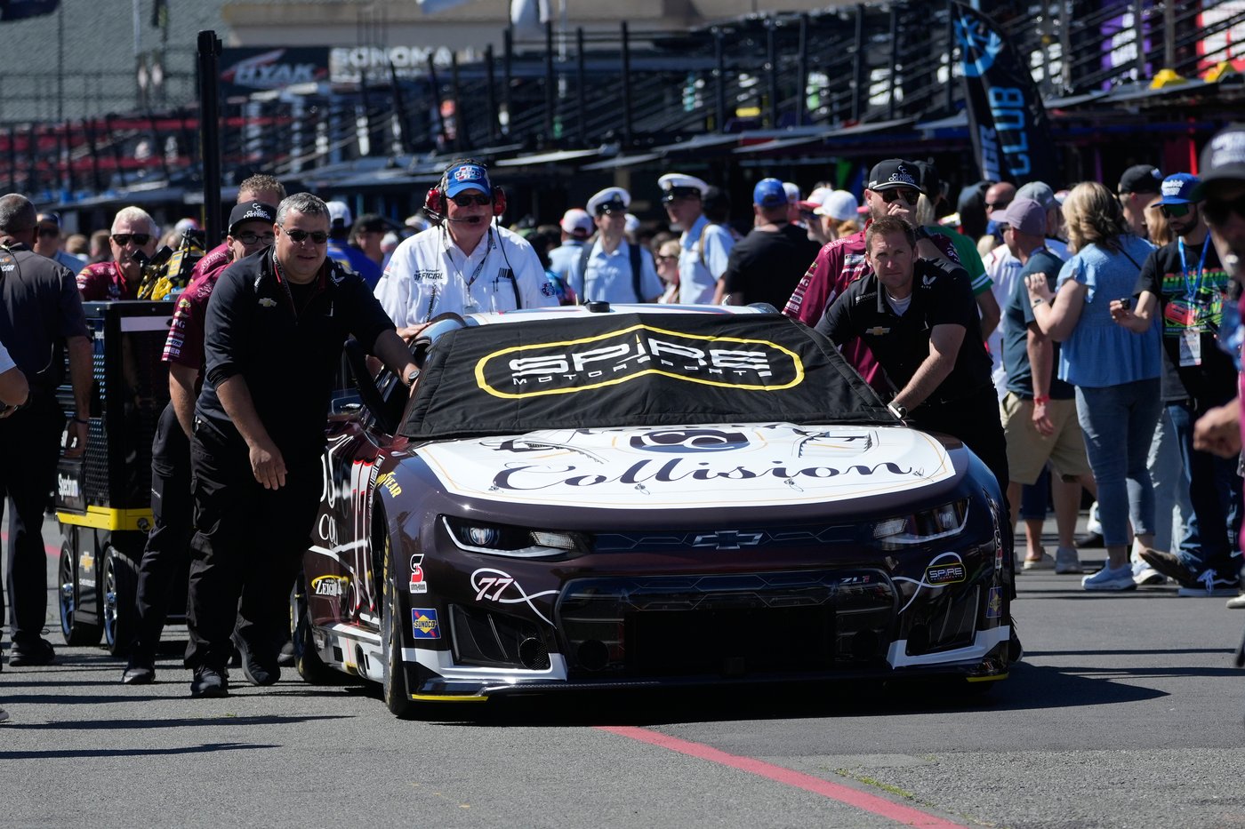 Carson Hocevar uses late qualifying run to bump his way into top starting spot for the Brickyard 400 | iNFOnews.ca