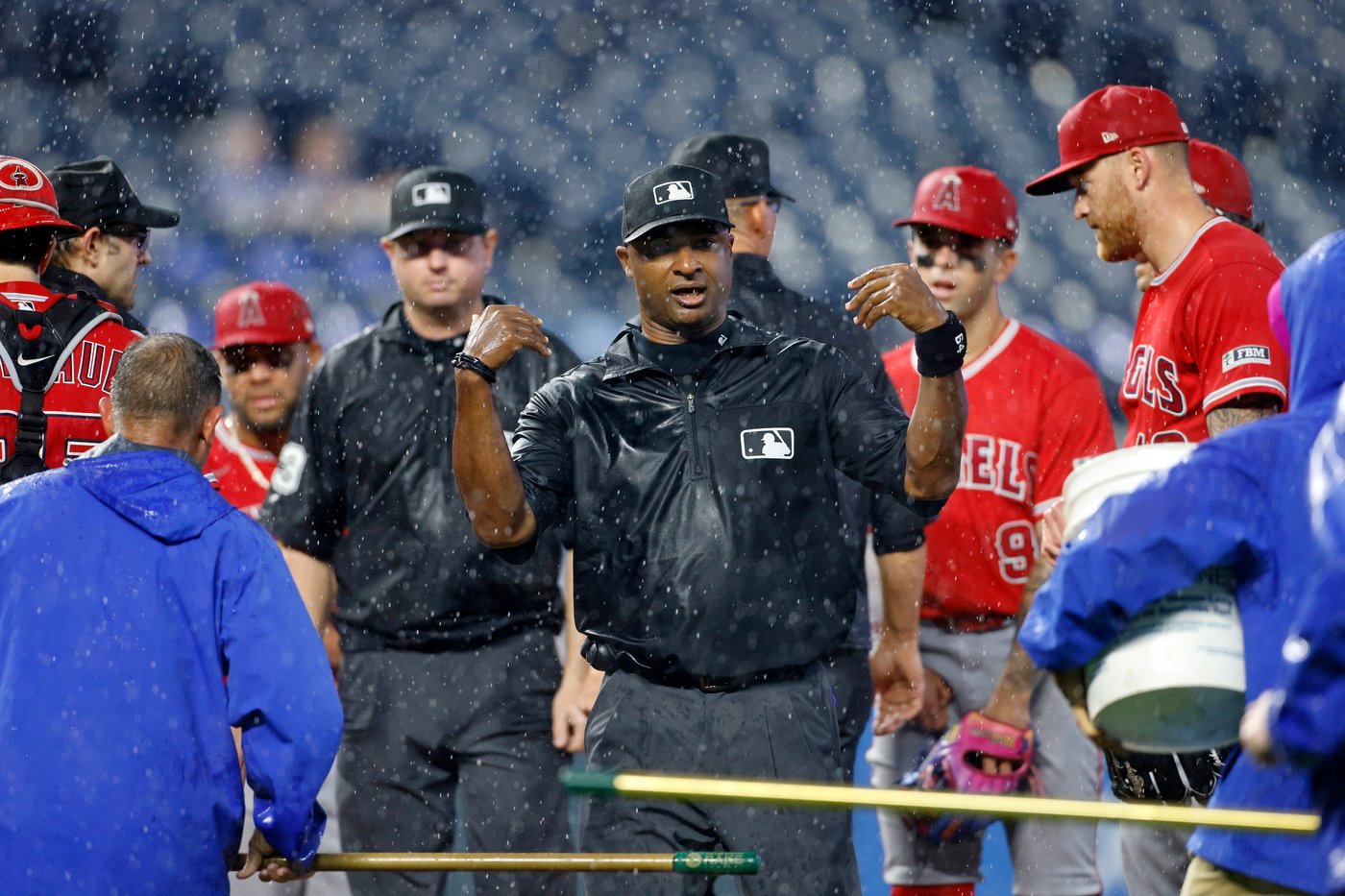 Lane Thomas' 10th-inning homer leads Royals over Angels 11-9 | iNFOnews.ca
