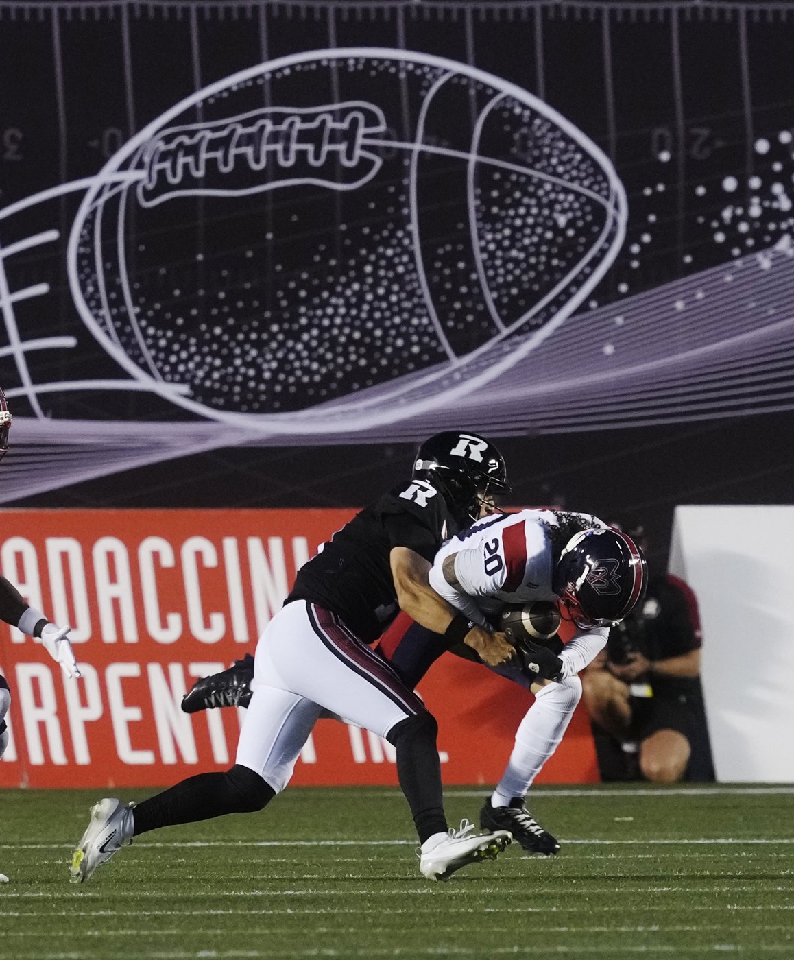 Alexander, Alouettes roll past winless Redblacks 34-13 | iNFOnews.ca