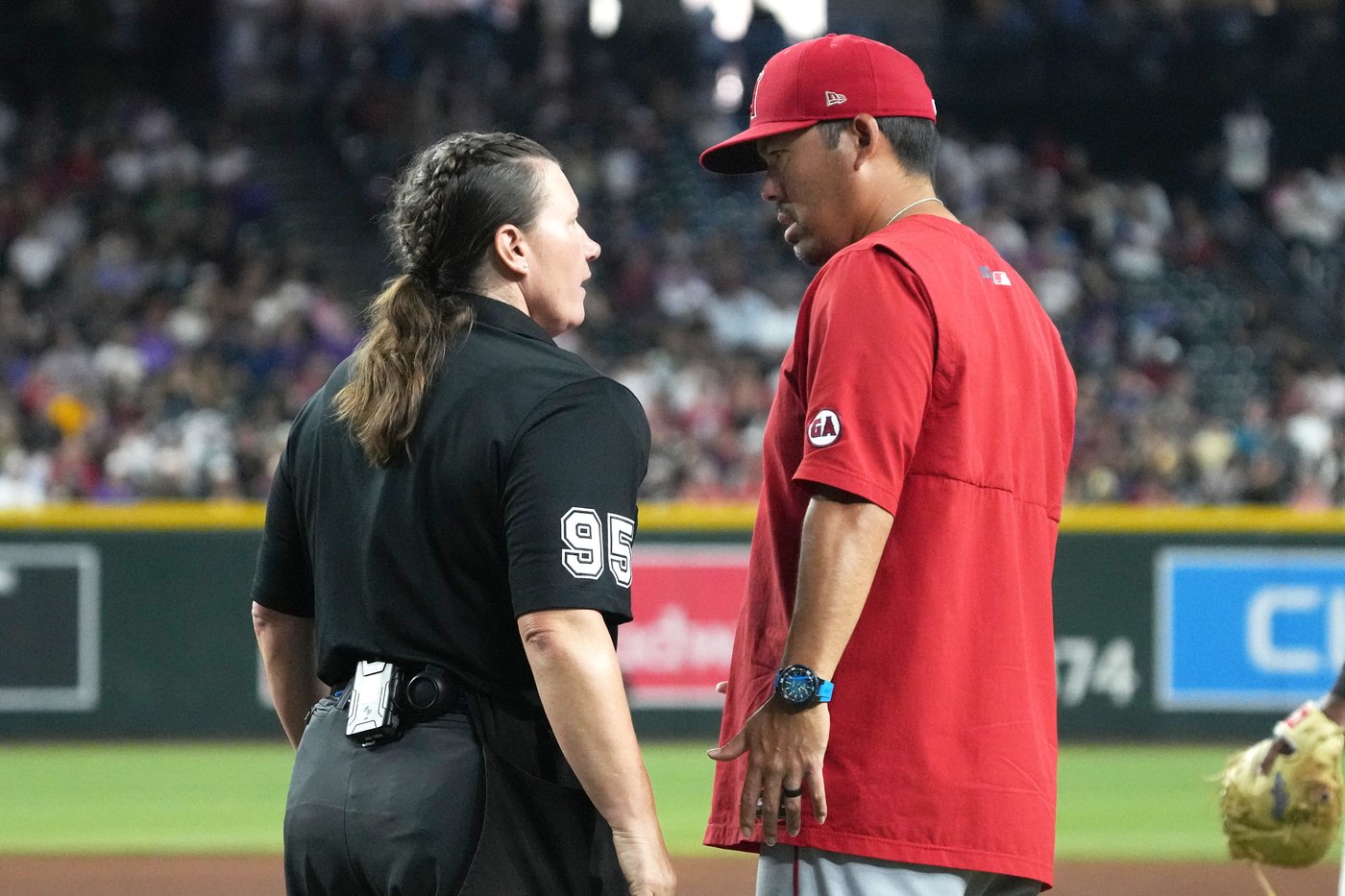 Corbin Carroll hits grand slam, E-Rod earns 100th win in D-backs' 8-1 victory over the Angels | iNFOnews.ca Corbin Carroll hits grand slam, E-Rod earns 100th win in D-backs' 8-1 victory over the Angels | iNFOnews.ca