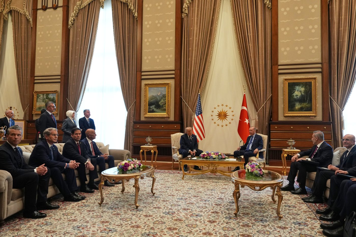 Trump joins NATO leaders in Turkey, in photos | iNFOnews.ca