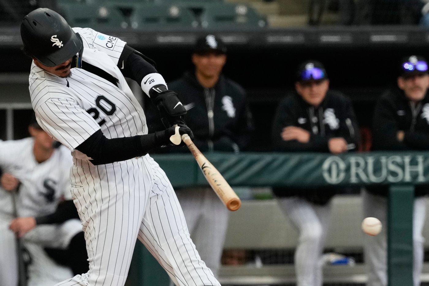 Antonacci, Montgomery lead White Sox to 3-2, 10-inning win for sweep that extends Angels' skid to 6 | iNFOnews.ca