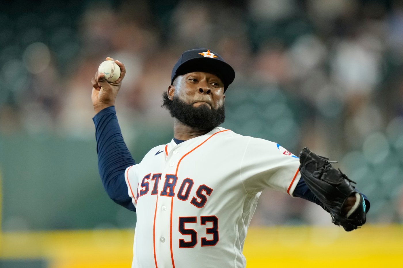 Rookie George Klassen dazzles with 7 scoreless innings as Angels beat AL West-leading Astros 3-1 | iNFOnews.ca