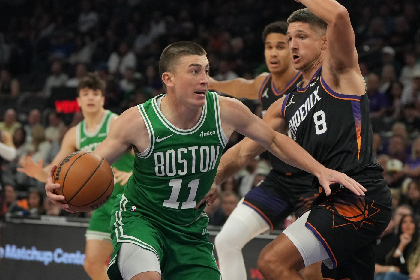 Derrick White scores 22, and a third-quarter blitz lifts the Celtics past the Suns 97-81 | iNFOnews.ca
