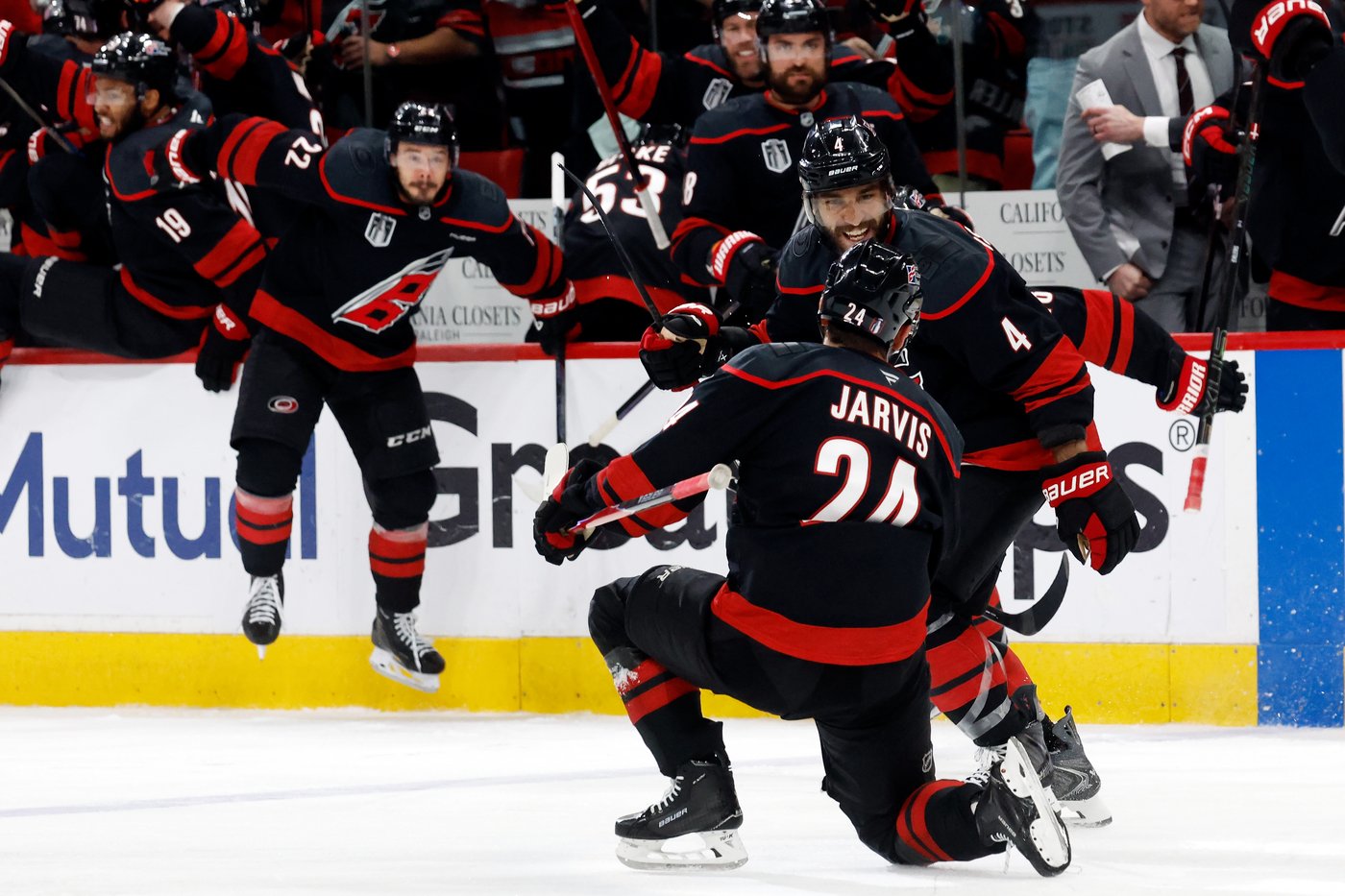 Hurricanes thriving in high-pressure playoff settings as Stanley Cup Final shifts West for Game 3 | iNFOnews.ca
