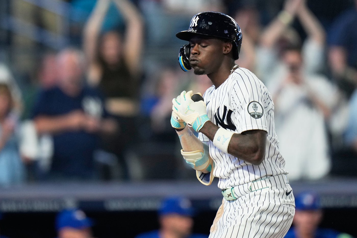 Jazz Age style: Chisholm borrows Stanton's baggy pants, Caballero's bat to spark turnaround | iNFOnews.ca
