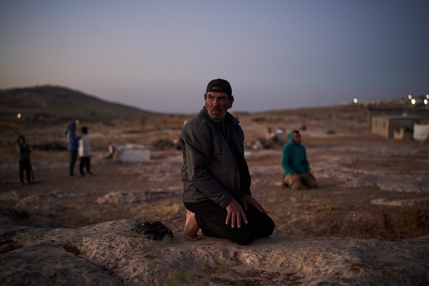 PHOTO ESSAY: Palestinian shepherds endure life alongside Israeli settler outposts | iNFOnews.ca