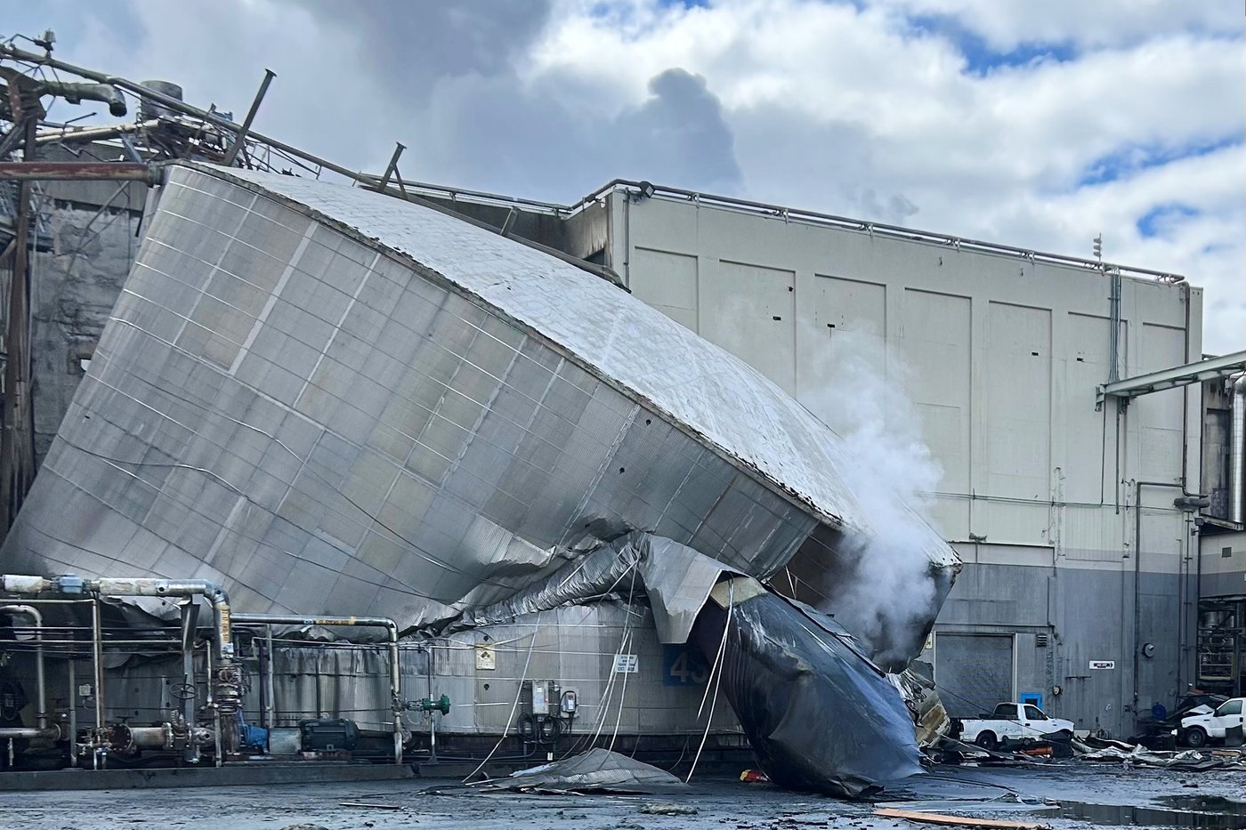 A trivia champ, 2 brothers and a helpful grandfather were among victims of Washington tank collapse | iNFOnews.ca