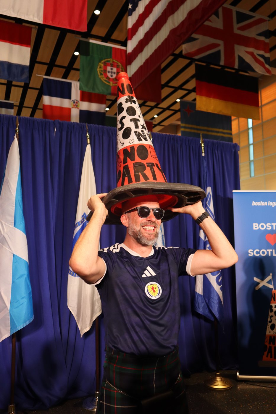Scottish traffic cone gets dignitary's welcome in Boston after World Cup friendship | iNFOnews.ca