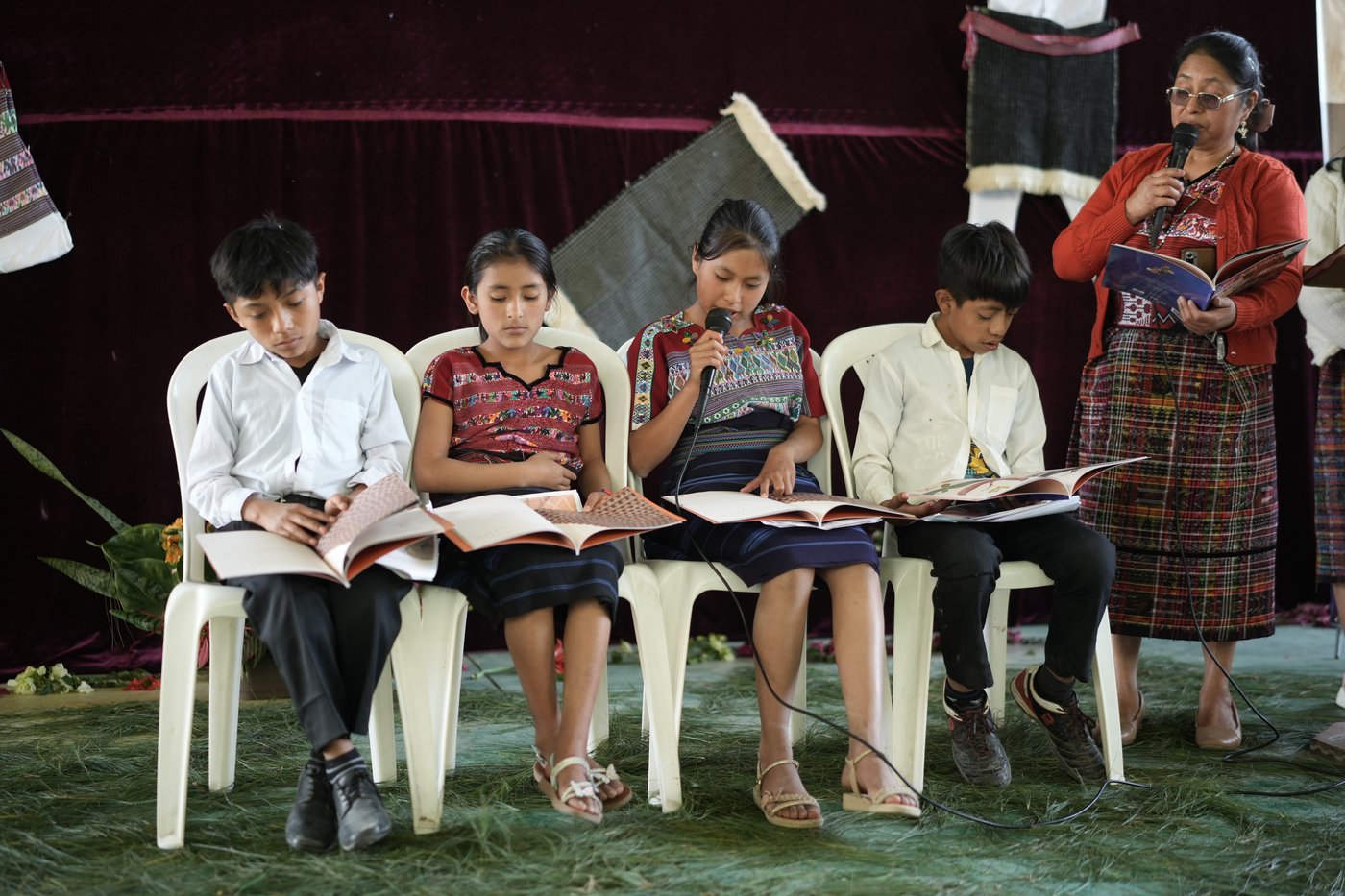 Guatemalan school hosts Kaqchikel performance to promote Indigenous language preservation | iNFOnews.ca Guatemalan school hosts Kaqchikel performance to promote Indigenous language preservation | iNFOnews.ca