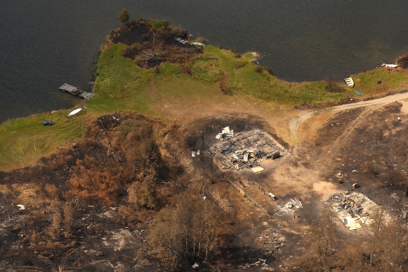 Aerial photos show devastation of Ontario First Nation as wildfires burn across north | iNFOnews.ca