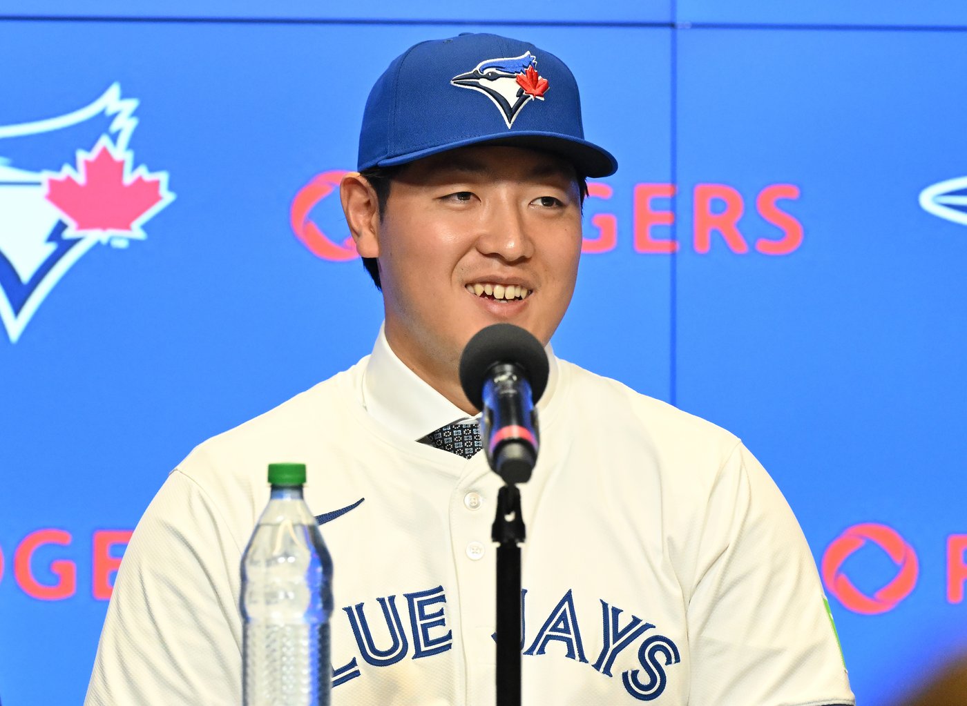 Kazuma Okamoto, Jesus Sanchez arrive at Toronto Blue Jays spring training camp | iNFOnews.ca