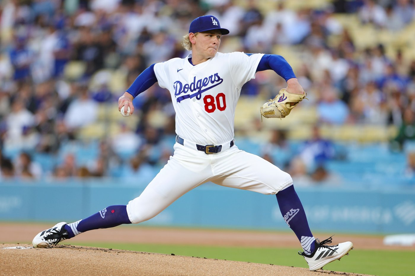 Will Smith hits 1st leadoff HR as Dodgers beat Giants 5-2, regain sole NL West lead | iNFOnews.ca