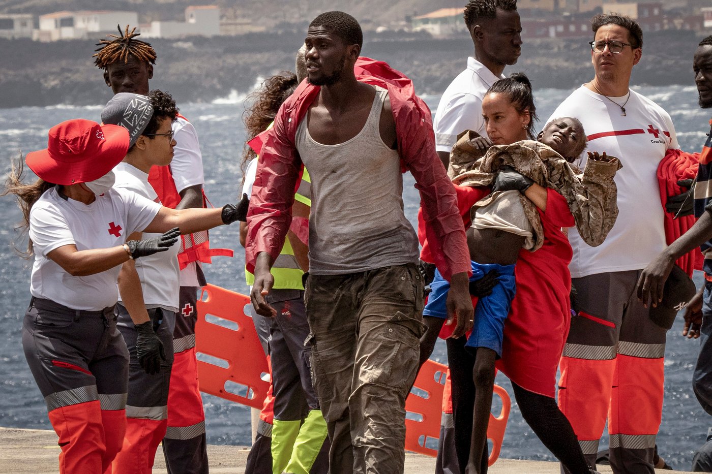 Pope Leo's visiting Europe's migration hot spots. Catholics hope he'll ease political tensions | iNFOnews.ca