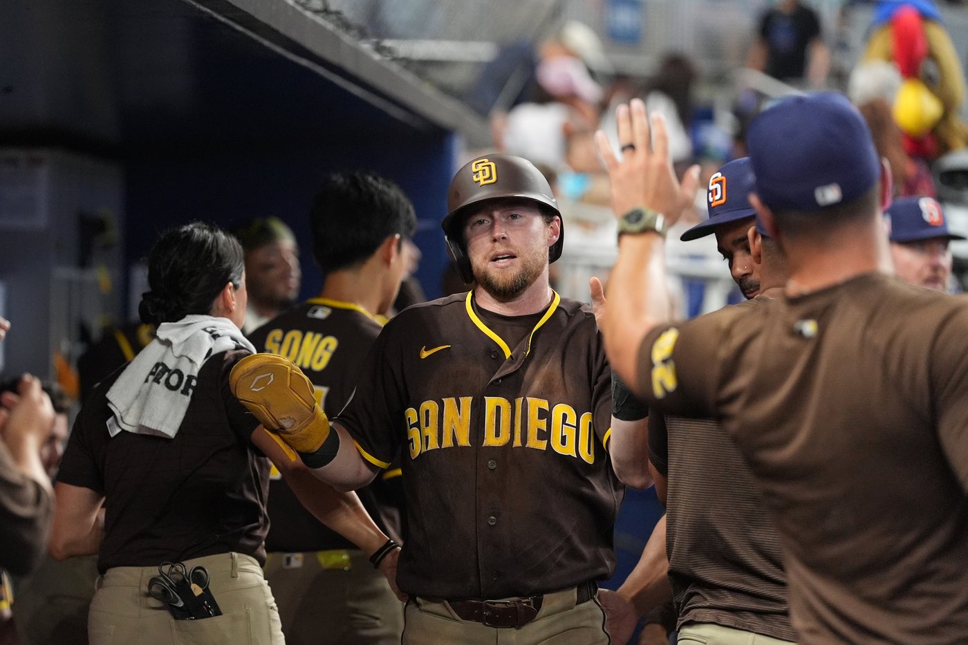 Marlins' losing streak hits franchise-record 12 games with 5-3 loss to Padres | iNFOnews.ca