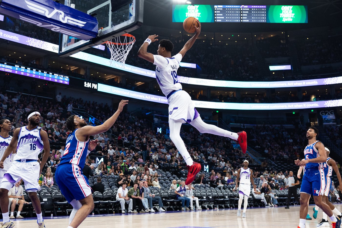 Edgecombe's double-double helps 76ers down Jazz 126-116 | iNFOnews.ca Edgecombe's double-double helps 76ers down Jazz 126-116 | iNFOnews.ca