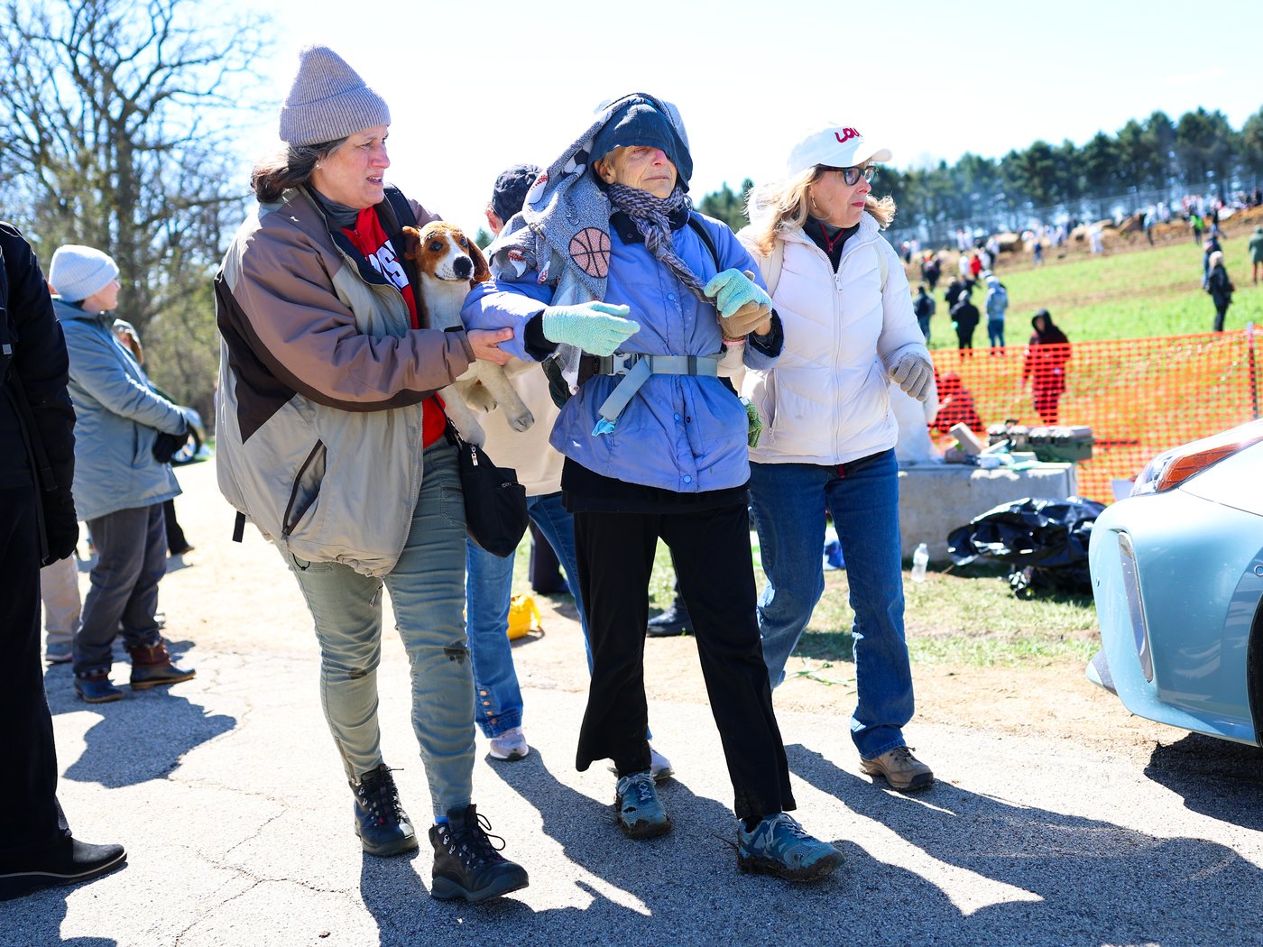 Hundreds trying to storm Wisconsin beagle research facility met with rubber bullets, pepper spray | iNFOnews.ca