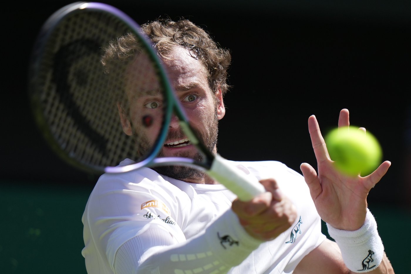 AP photographers pick their favorite photos from Wimbledon | iNFOnews.ca