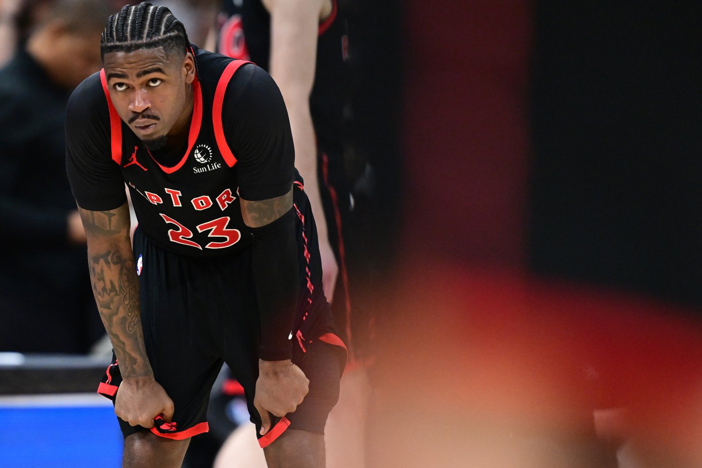 Brandon Ingram exits early, Scottie Barnes hobbled as Raptors drop Game 5 to Cavs | iNFOnews.ca