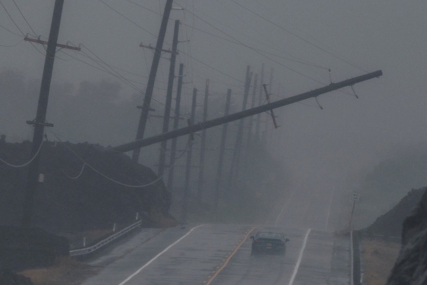 Tropical Storm Lala rakes Hawaii with high winds and rain without making landfall | iNFOnews.ca Tropical Storm Lala rakes Hawaii with high winds and rain without making landfall | iNFOnews.ca