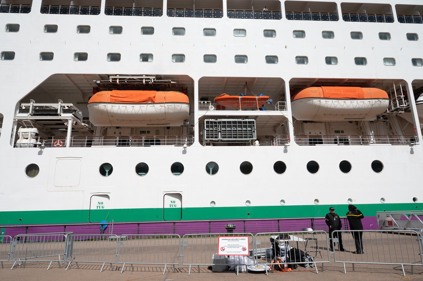 France allows asymptomatic passengers off new cruise ship struck by stomach bug outbreak | iNFOnews.ca