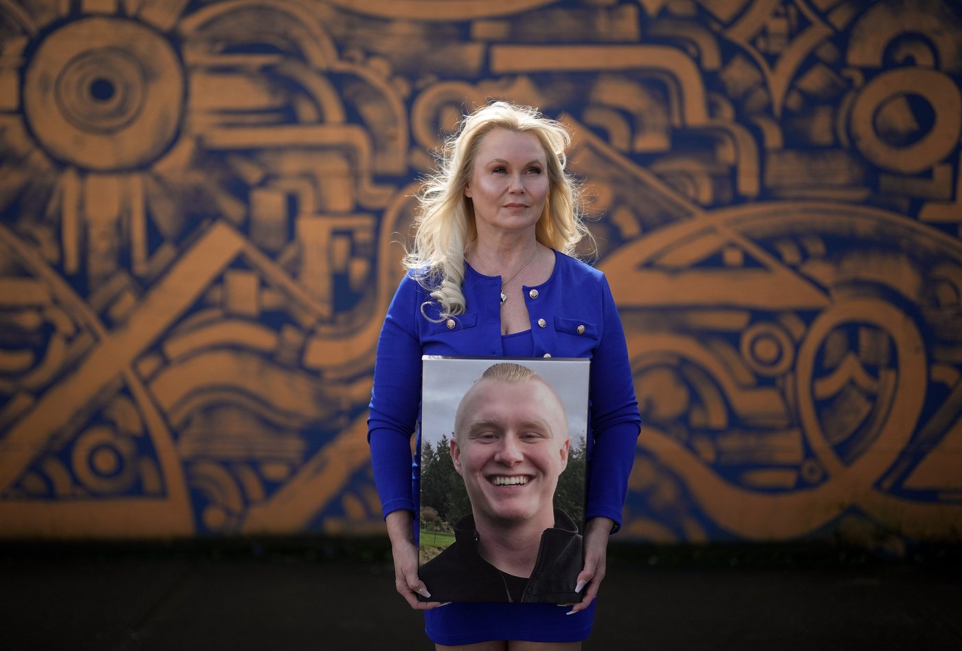 Photo gallery: A decade of death — B.C. counts drug emergency's cost | iN420