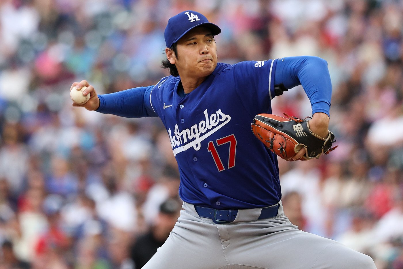 Ohtani seeks to sync up with struggling catcher Rushing as the Dodgers sweep despite a rough start | iNFOnews.ca