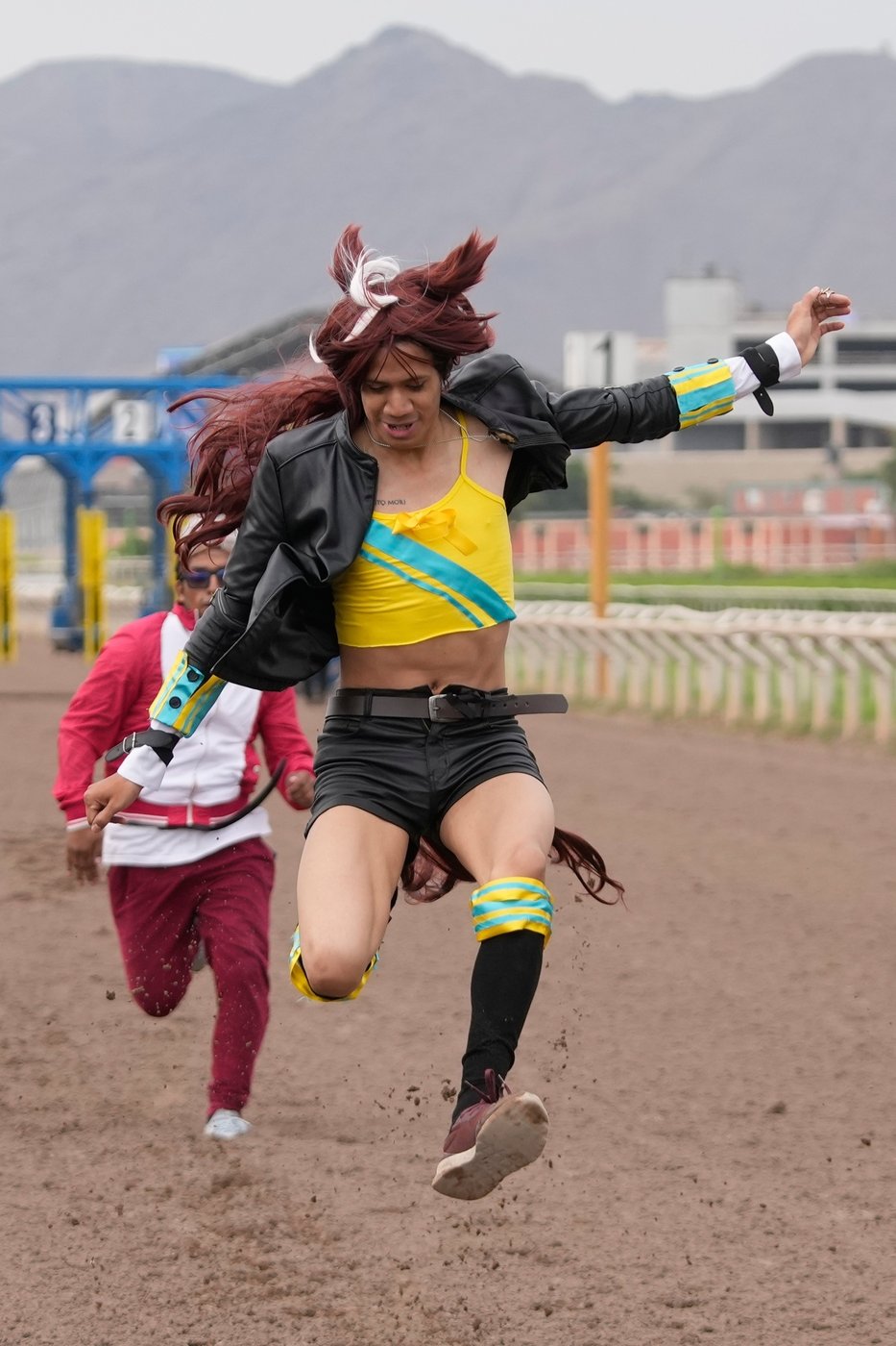 See the world in vertical: Top photos by AP photojournalists | iNFOnews.ca