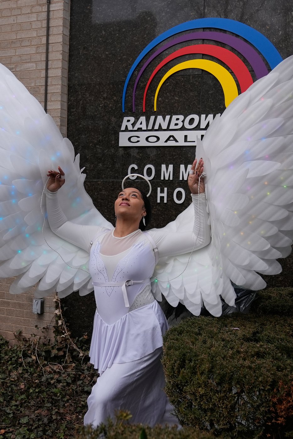 See the world in vertical: Top photos by AP photojournalists | iNFOnews.ca