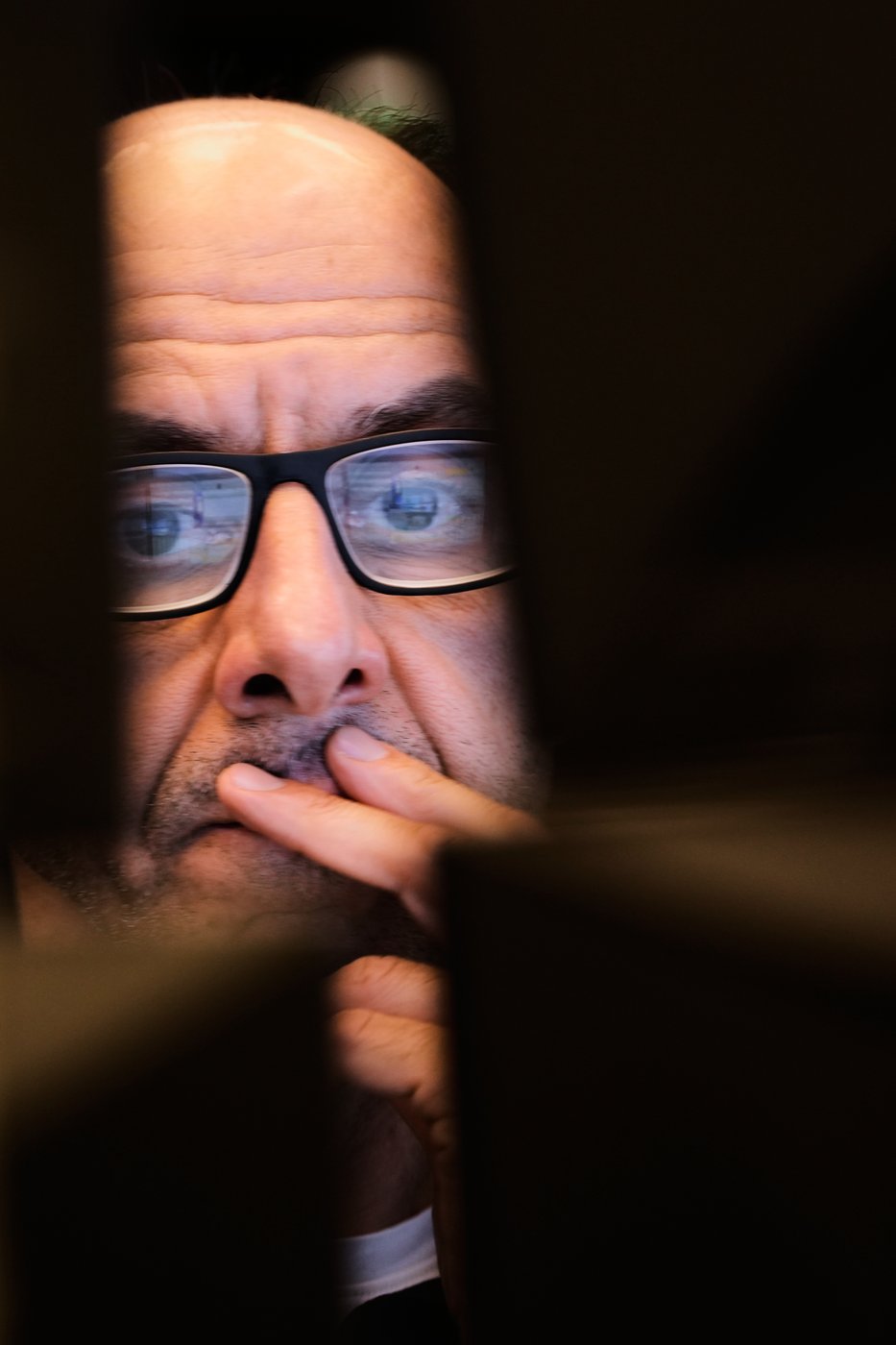 See the world in vertical: Top photos by AP photojournalists | iNFOnews.ca