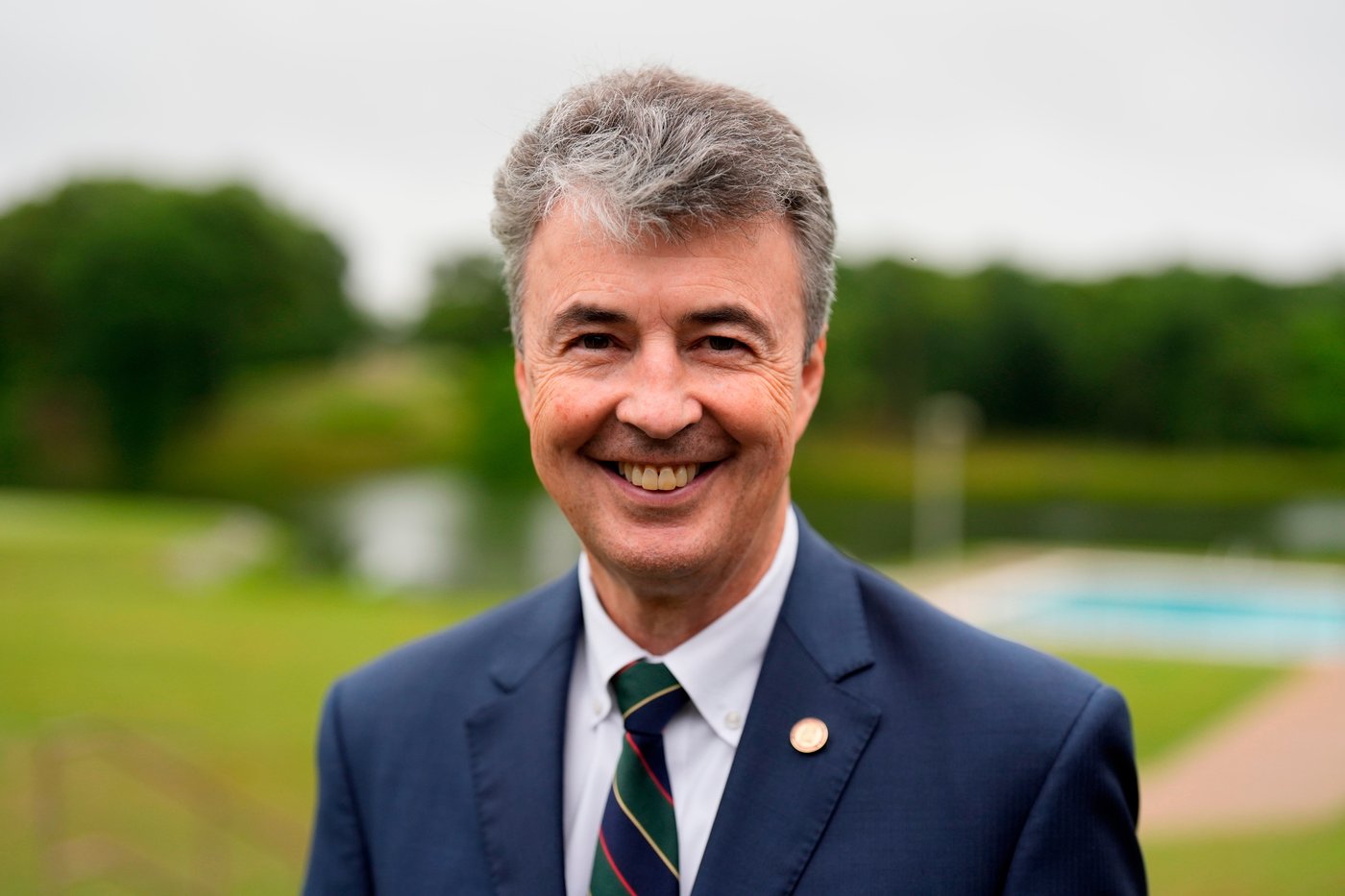 Former political rivals head to rematch in Alabama governor's race and runoffs for US Senate seat | iNFOnews.ca