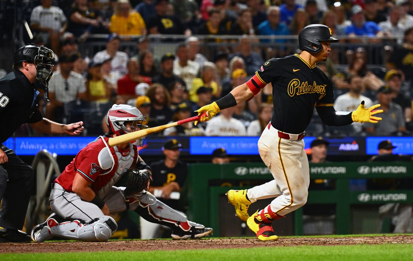 James McCann's 12th-inning single gives Diamondbacks 8-7 win over Pirates after blowing six-run lead | iNFOnews.ca