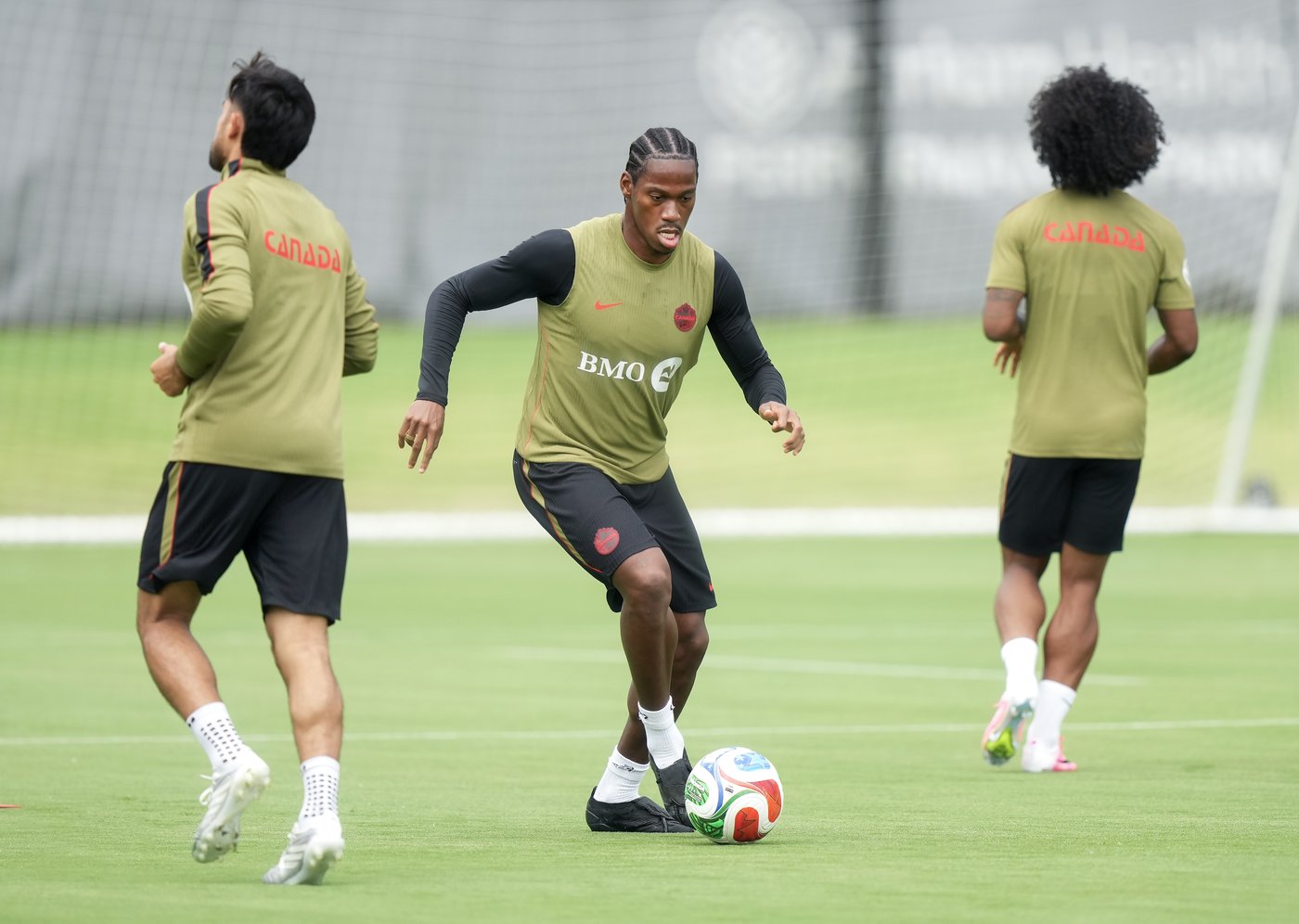 Ottawa-raised soccer star Jonathan David heading to second World Cup | iNFOnews.ca
