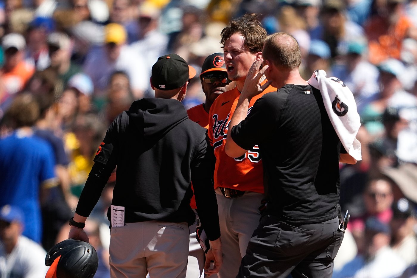 Orioles pitcher Chris Bassitt undergoes back procedure, could return by season's end | iNFOnews.ca