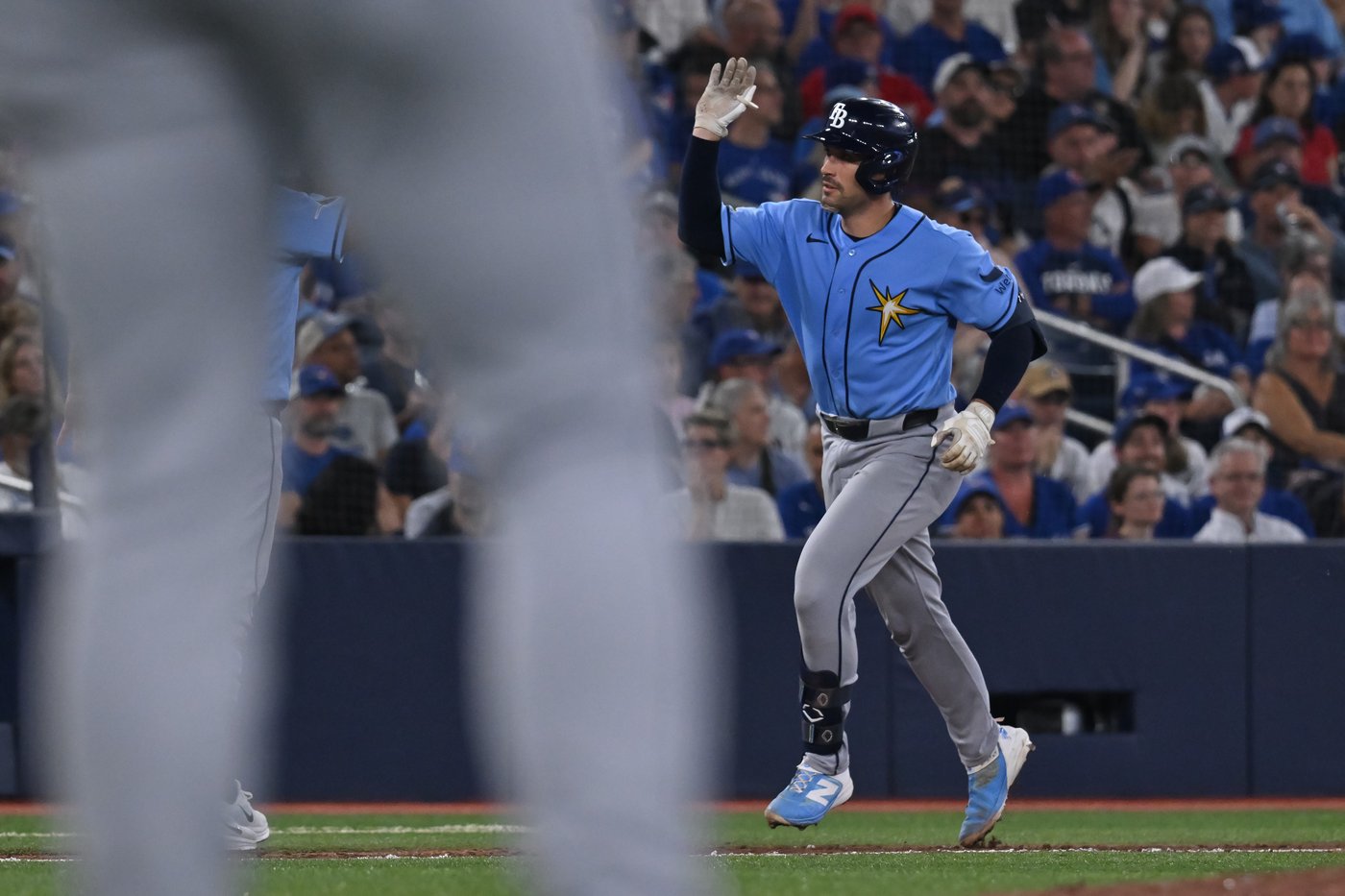 Fortes's three-run homer helps Rays rout Jays 12-2; Gausman lasts just 3 1/3 innings | iNFOnews.ca