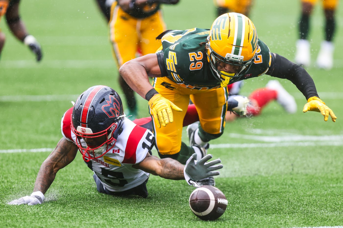 Edmonton Elks can clinch season series versus Blue Bombers with home victory | iNFOnews.ca Edmonton Elks can clinch season series versus Blue Bombers with home victory | iNFOnews.ca