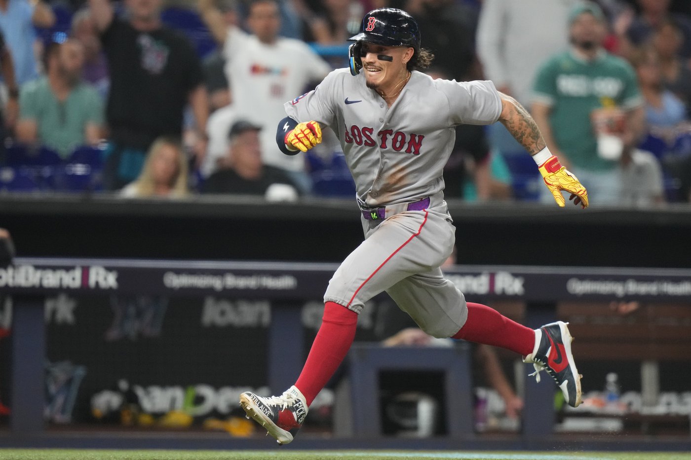 Anthony Seigler hits go-ahead triple in 9th and Red Sox beat Marlins 4-2 | iNFOnews.ca