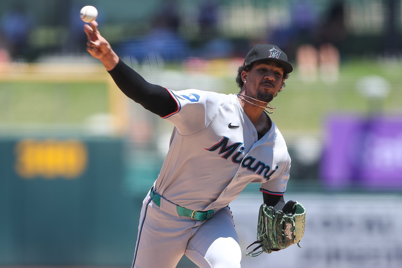 Pérez pulled after 7 perfect innings against A's, and Marlins nearly blow 8-run lead in 9-8 win | iNFOnews.ca