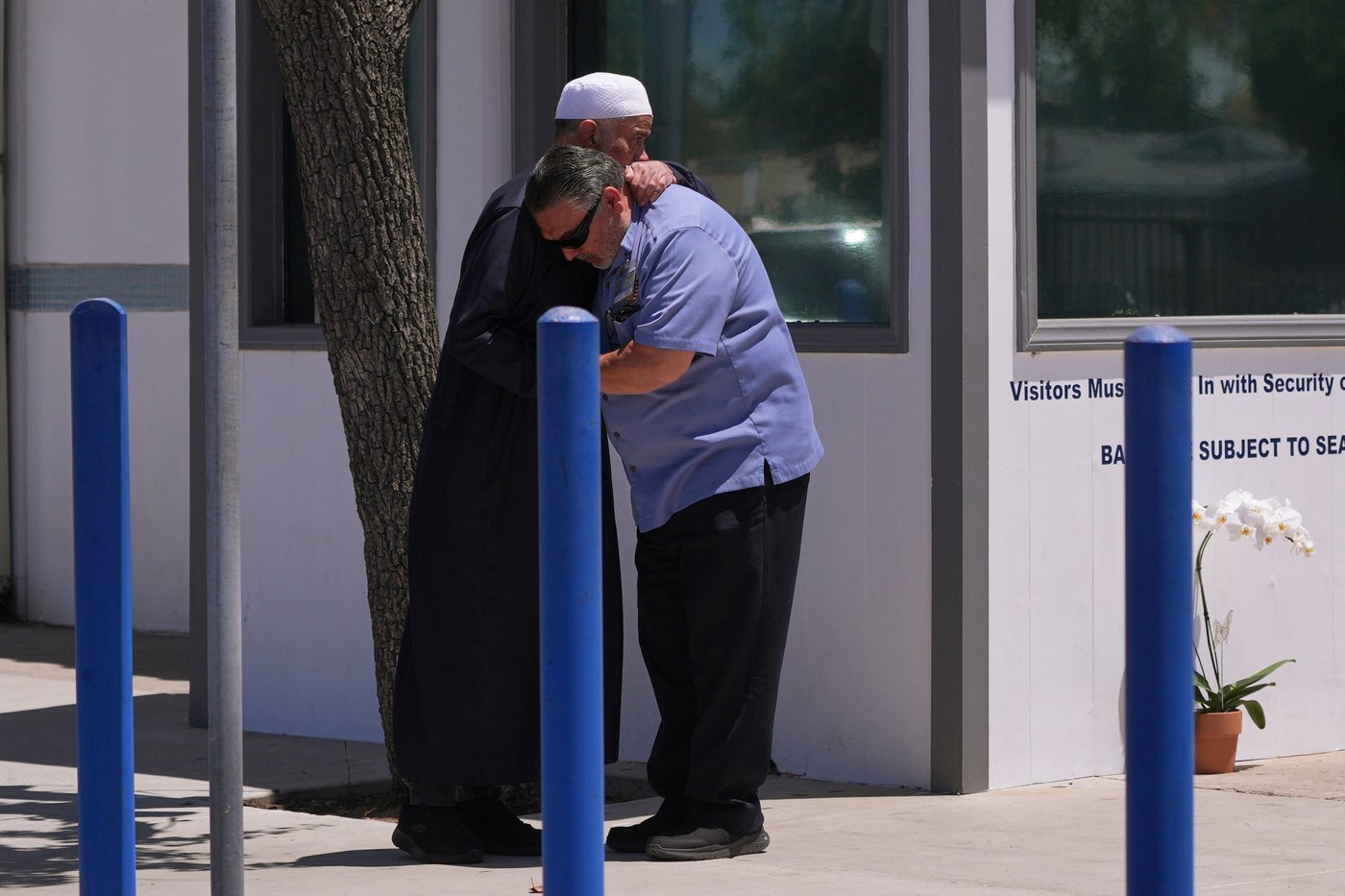 Photos from the scene of a deadly shooting at a San Diego mosque | iNFOnews.ca