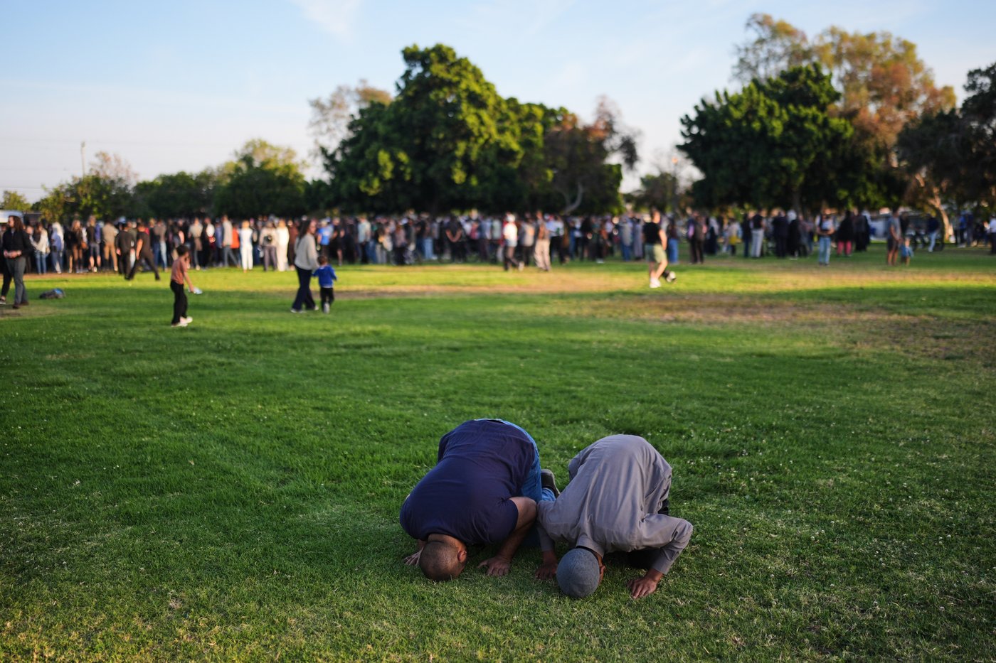 Photos from the scene of a deadly shooting at a San Diego mosque | iNFOnews.ca