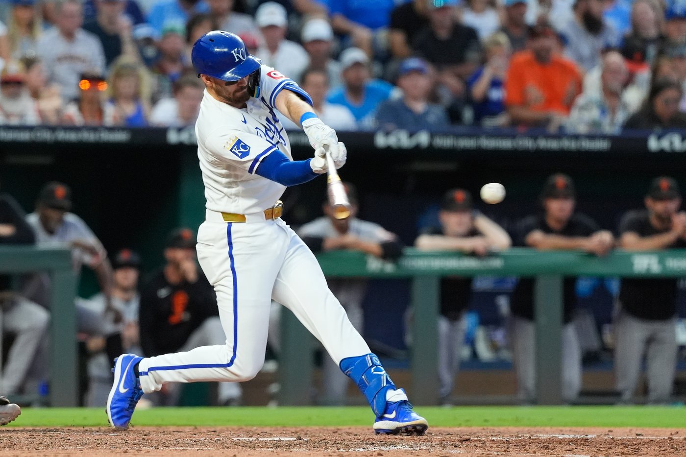 Avila and Loftin power the Royals to a 3-2 win over the Giants | iNFOnews.ca Avila and Loftin power the Royals to a 3-2 win over the Giants | iNFOnews.ca