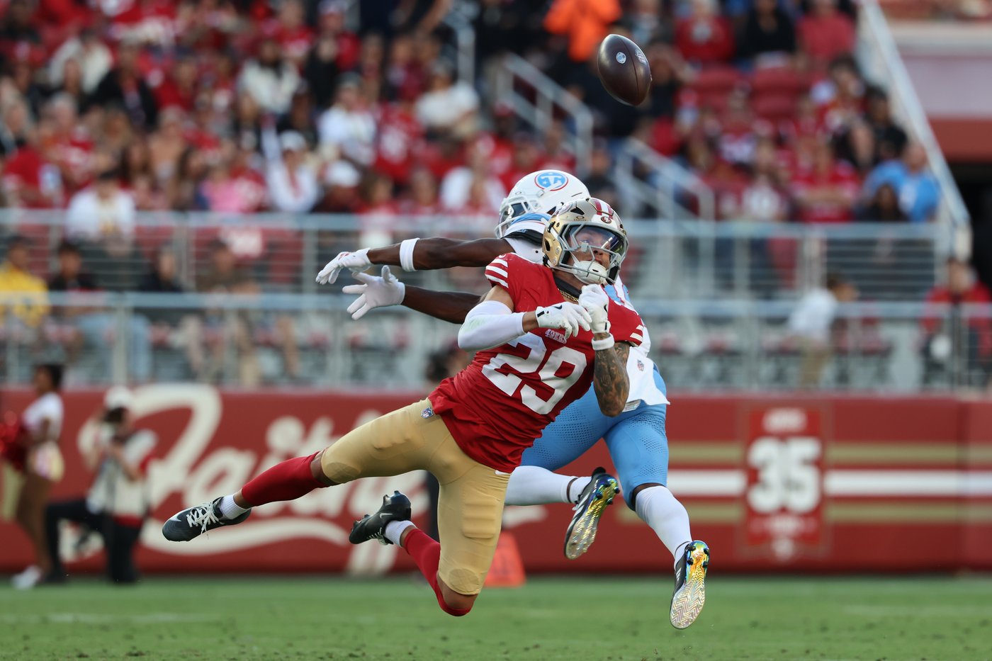 Cam Ward struggles in the Titans' 19-13 preseason win over the 49ers | iNFOnews.ca