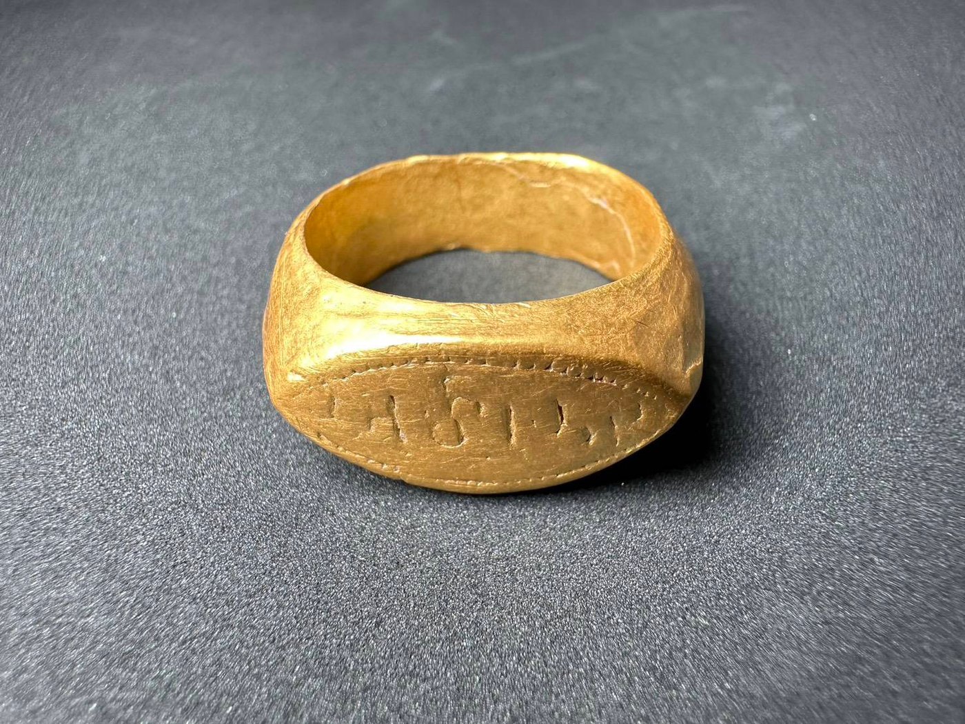 Gold rings around 2,000 years old found during dig at Thailand archaeological site | iNFOnews.ca Gold rings around 2,000 years old found during dig at Thailand archaeological site | iNFOnews.ca