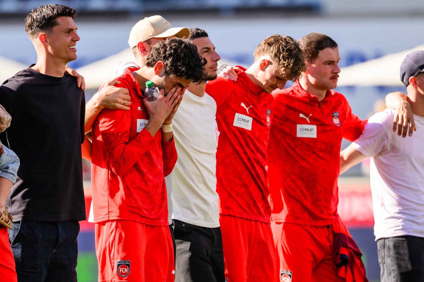 Tearful Heidenheim forward Eren Dinkçi dedicates goal to girlfriend with leukemia | iNFOnews.ca