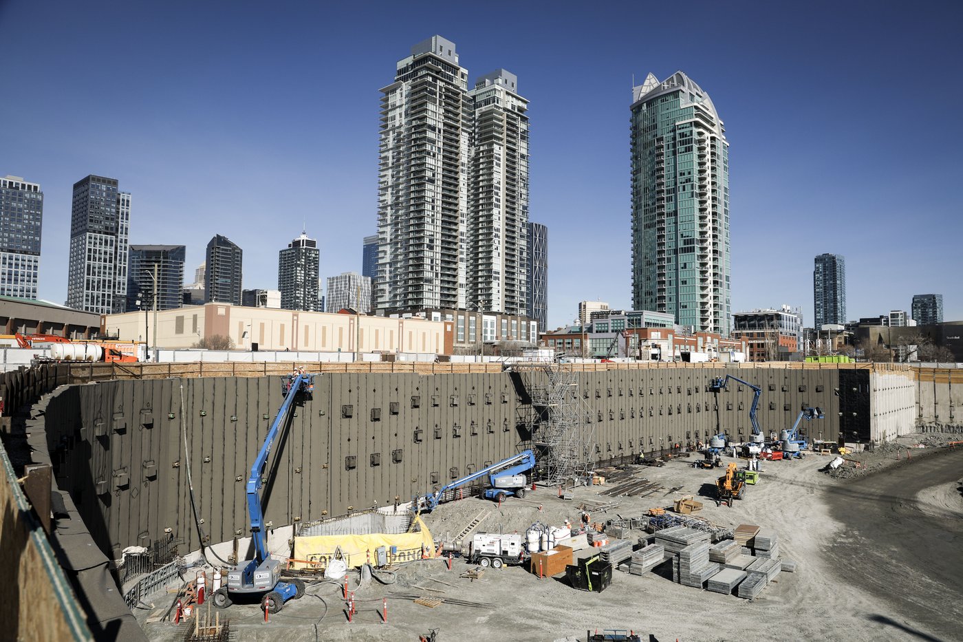 Calgary, Edmonton join forces for 2028 World Cup of Hockey bid | iNFOnews.ca